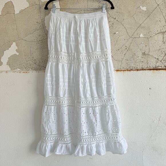 J. Gee Dresses & Skirts - Maxi Skirt White 100% Cotton Eyelet Tiered Ruffles Crochet Cottagecore Cowgirl M